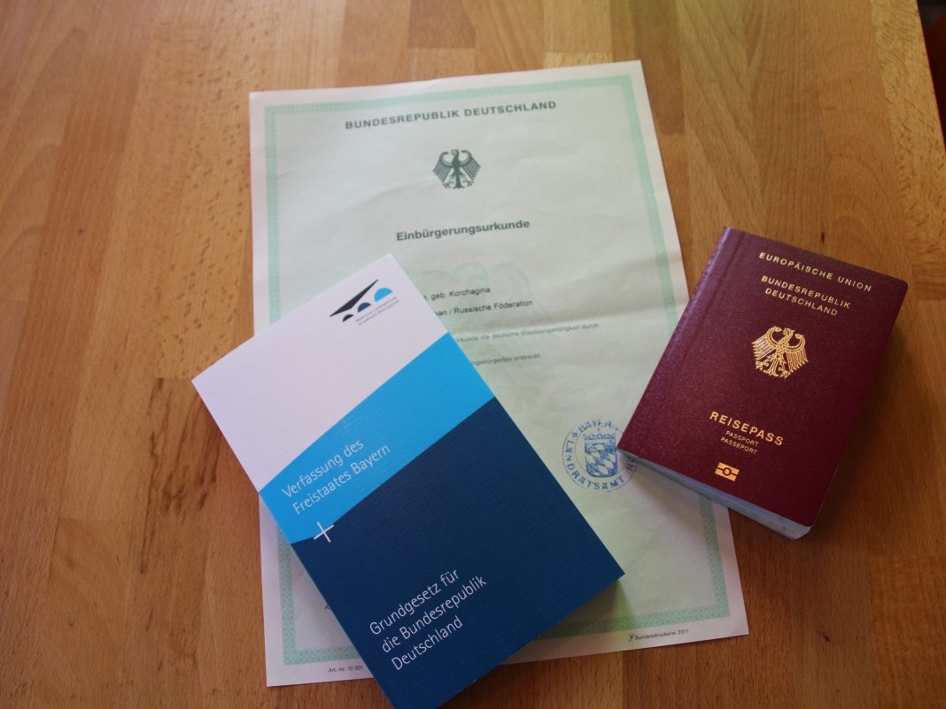 Российское гражданство в германии. Способы получения гражданства в Германии. Получение гражданства в Германии через брак.